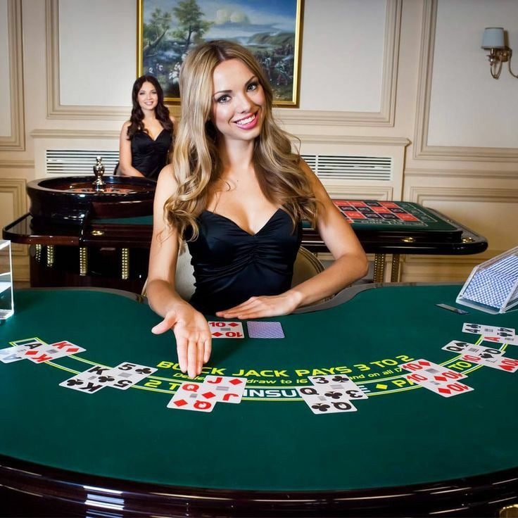 Jackpot-style gaming screen with mobile navigation for local users